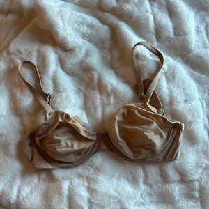 Skims unpadded mesh bra